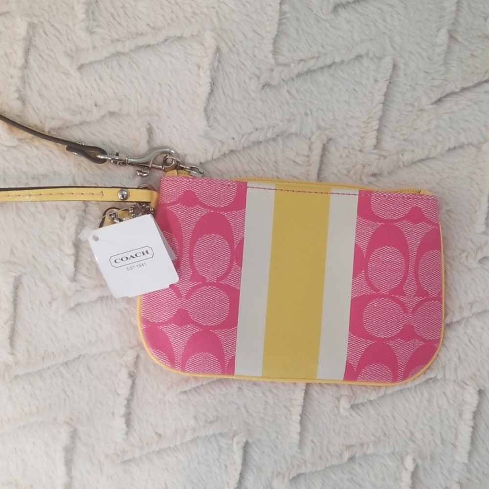 Coach Wristlet NWT